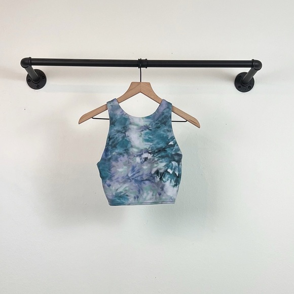 NEW Athleta Conscious Crop Racerback Tie Dye Printed Sports Bra Tank - Picture 3 of 7